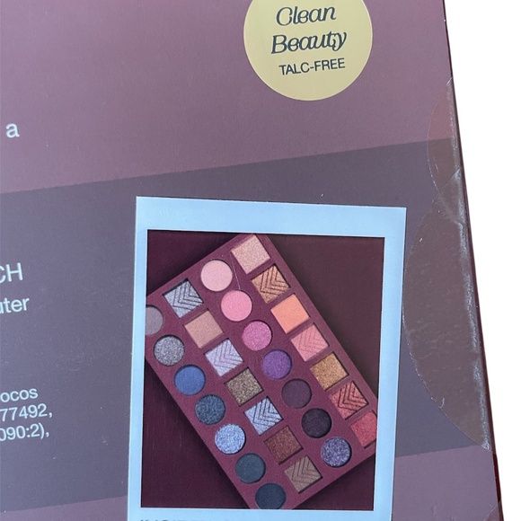 BCBGeneration 28 Piece Eyeshadow Palette With Mirror - Picture 5 of 5